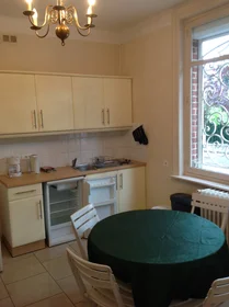 Habitación privada en Rue Maréchal de Lattre de Tassigny, imagen 4 de 14
