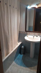 Prywatny pokój Carrer de la Vall d'Uixó, obraz 9 10