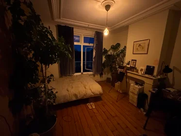 Quarto privado em Kerkstraat, imagem 2 de 8