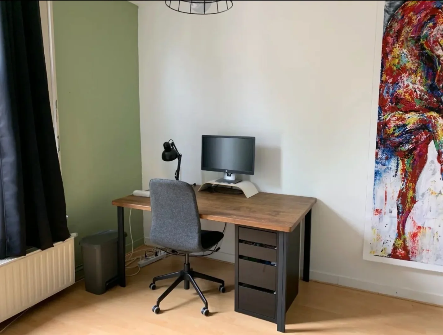 Room for rent in student apartment in , fully furnished