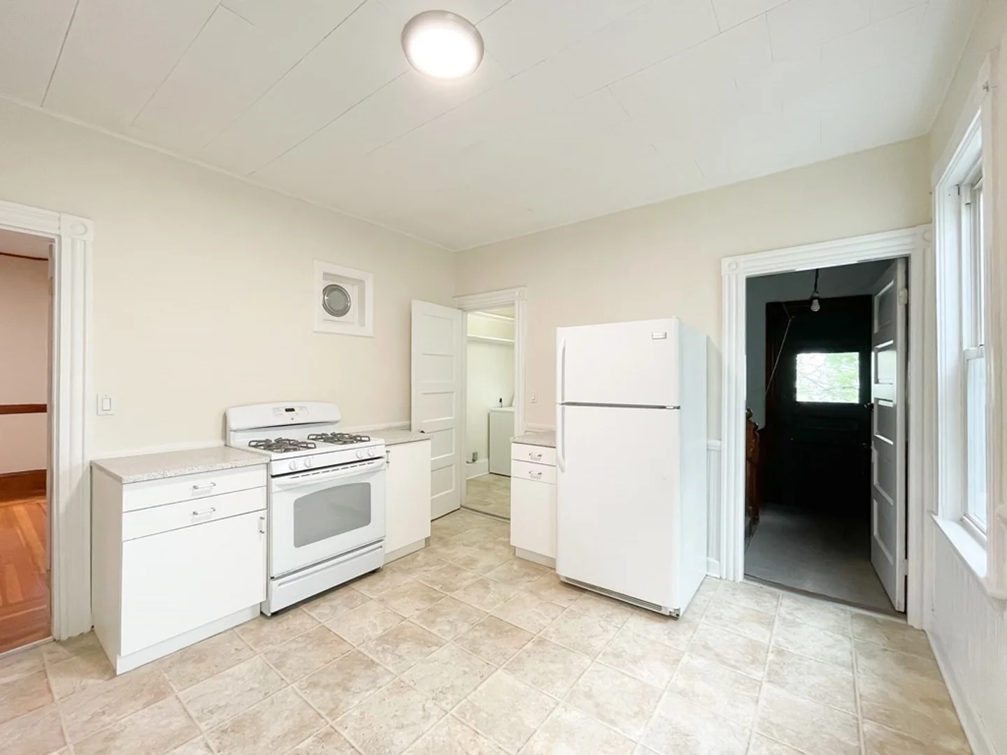 22, Gibson, Unit 2, Dorchester, Boston, MA, 02122