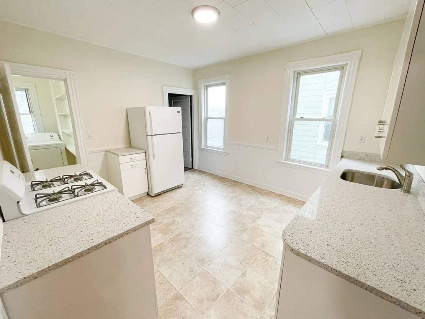 22, Gibson, Unit 2, Dorchester, Boston, MA, 02122