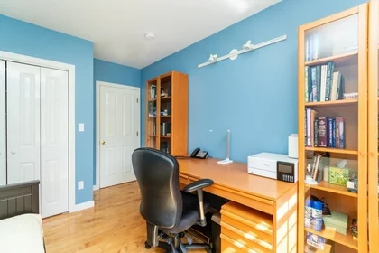 Appartamento intero in residence in 26, Lake Shore Ct., Unit 1, Brighton, Boston, MA, 02135, immagine 14 di 15