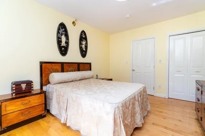 Appartamento intero in residence in 26, Lake Shore Ct., Unit 1, Brighton, Boston, MA, 02135, immagine 3 di 15