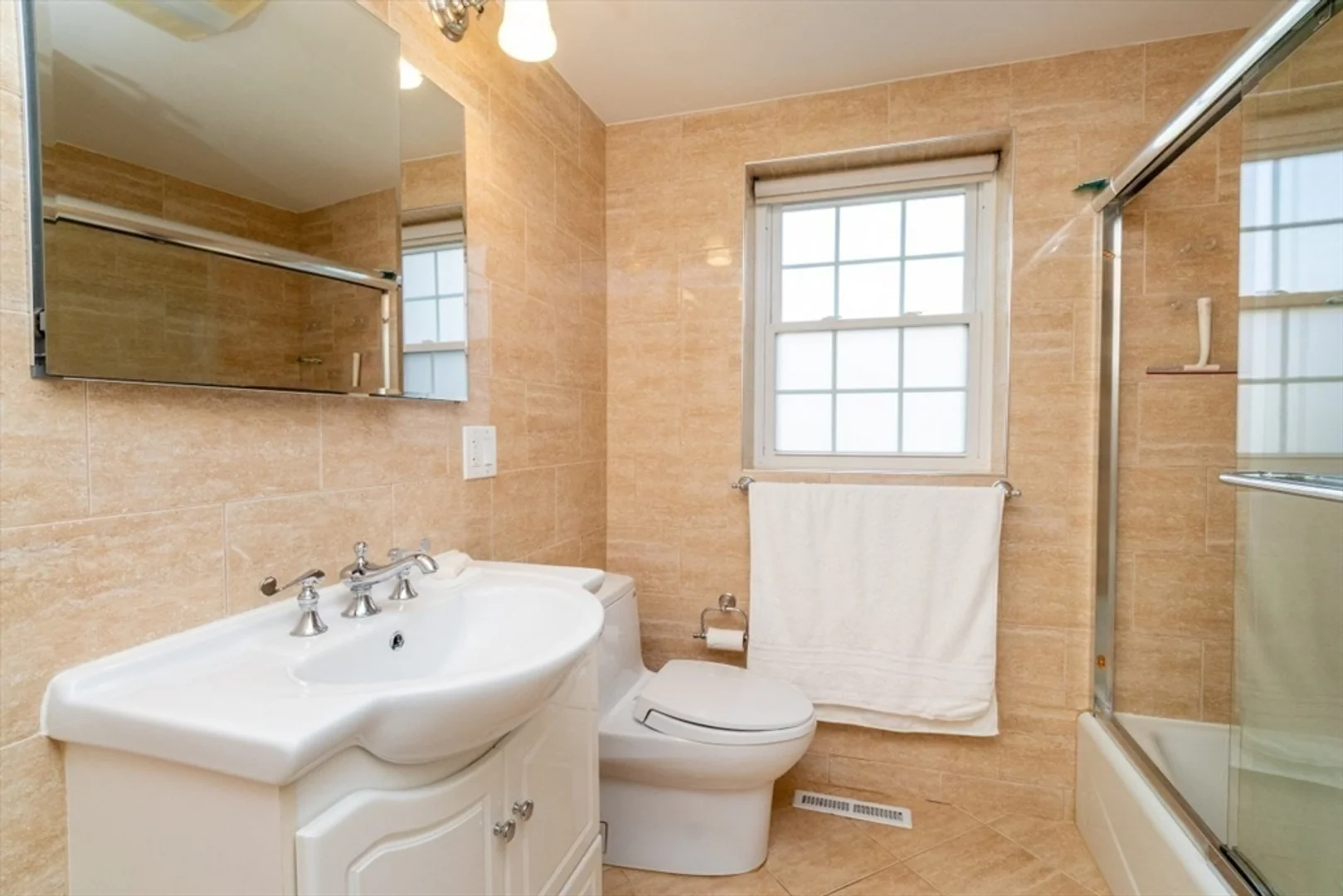 26, Lake Shore Ct., Unit 1, Brighton, Boston, MA, 02135