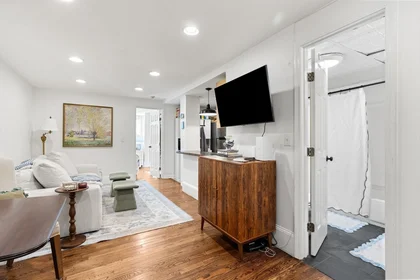 Appartamento intero in residence in 302, K St., Unit B, South Boston, Boston, MA, 02127, immagine 13 di 19