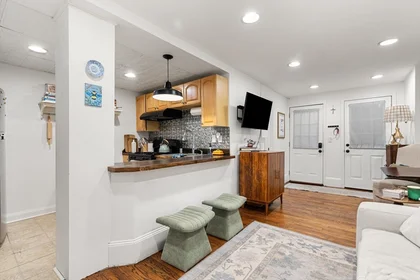 Appartamento intero in residence in 302, K St., Unit B, South Boston, Boston, MA, 02127, immagine 8 di 19