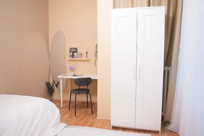 Stanza privata in Kuyubaşı Sokak, immagine 2 di 18