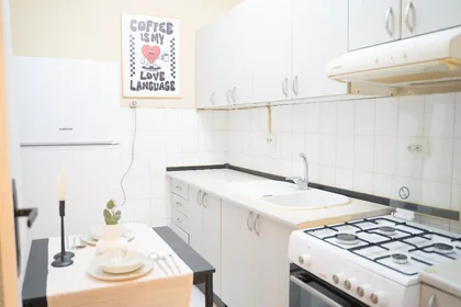 Stanza privata in Kuyubaşı Sokak, immagine 11 di 18