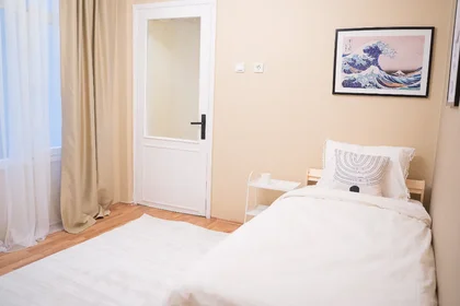 Chambre privée à Kuyubaşı Sokak, image 3 de 18