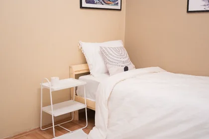 Stanza privata in Kuyubaşı Sokak, immagine 7 di 18