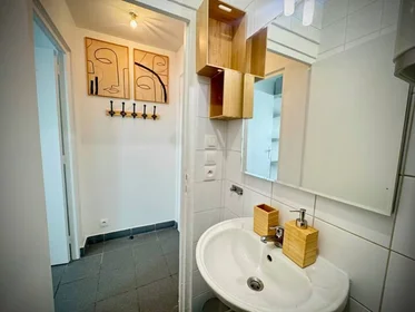 Apartamento inteiro em Rue Gaston Philippe, Saint-Denis, imagem 6 de 9