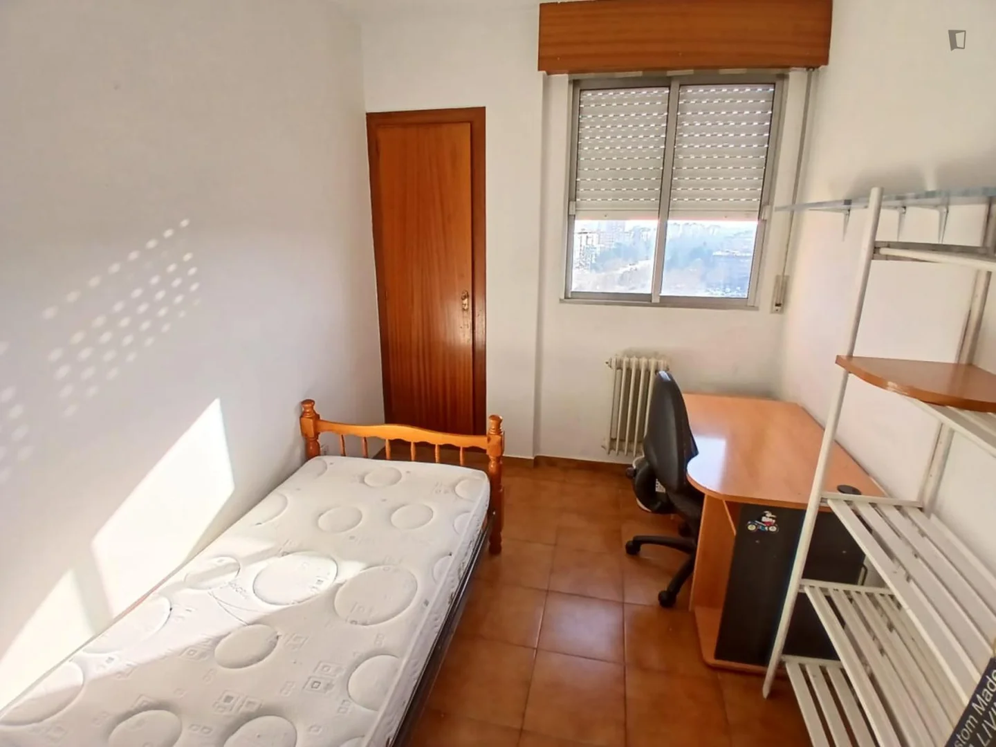  bölgesinde konforlu ve ferah öğrenci odası