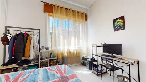 Private room at Boulevard de Colmar, , image 3 of 10