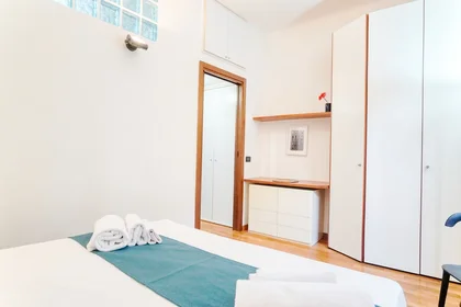 Logement entier à Viale Monza 49, image 11 de 18