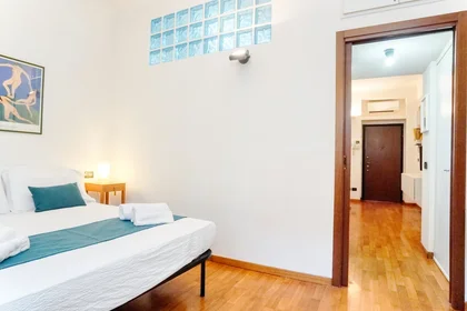 Logement entier à Viale Monza 49, image 13 de 18
