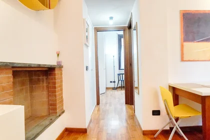 Logement entier à Viale Monza 49, image 8 de 18