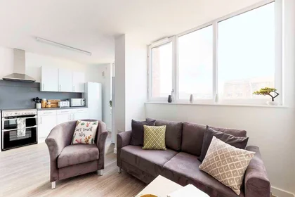 Stanza privata in residence in Globe Works, 20 Cliveland St, Birmingham B19 3SH, United Kingdom           , immagine 15 di 49
