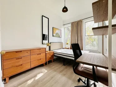 Appartamento intero in residence in 72 Van Buren Street,  2, Bedford-Stuyvesant, New York, NY, 11221, immagine 4 di 14