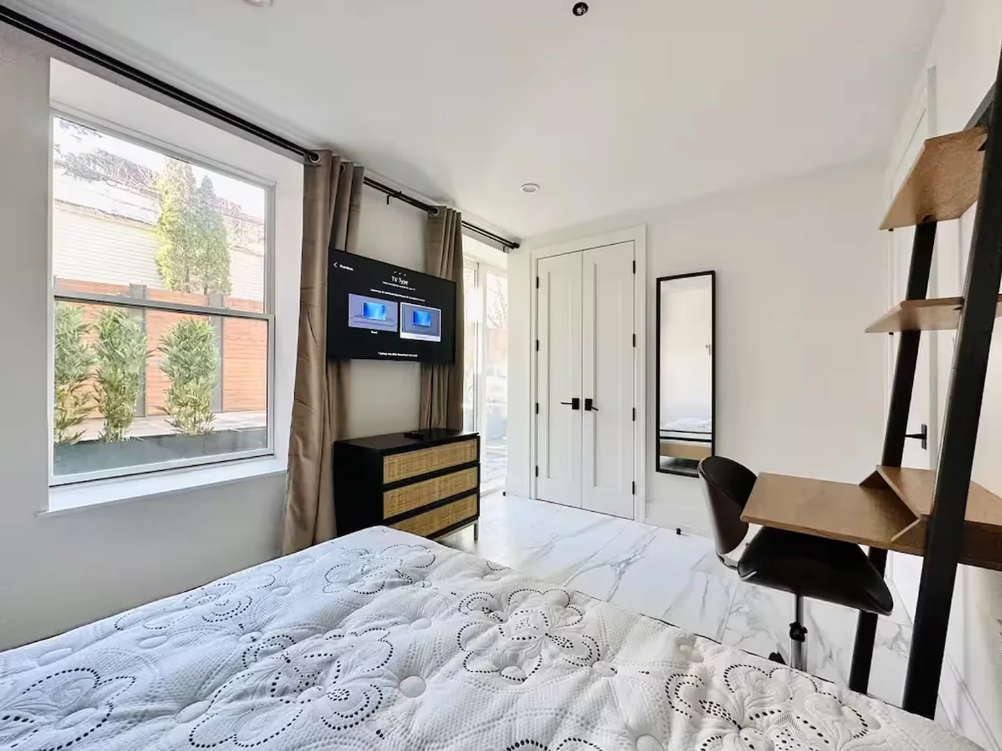 987 Willoughby Avenue, 1C, Bushwick, New York, NY, 11221