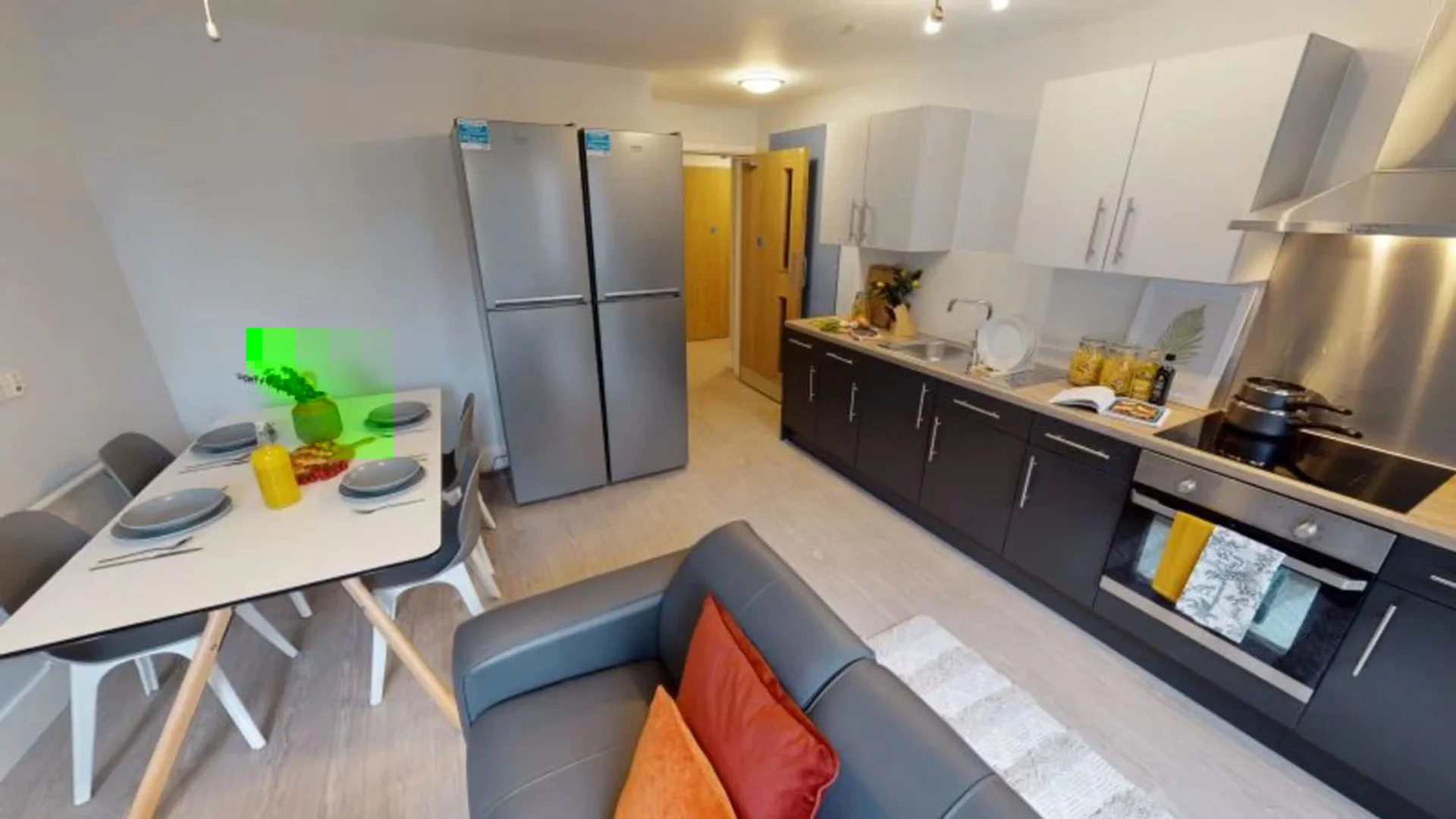 Affordable room for students with ample lighting in 