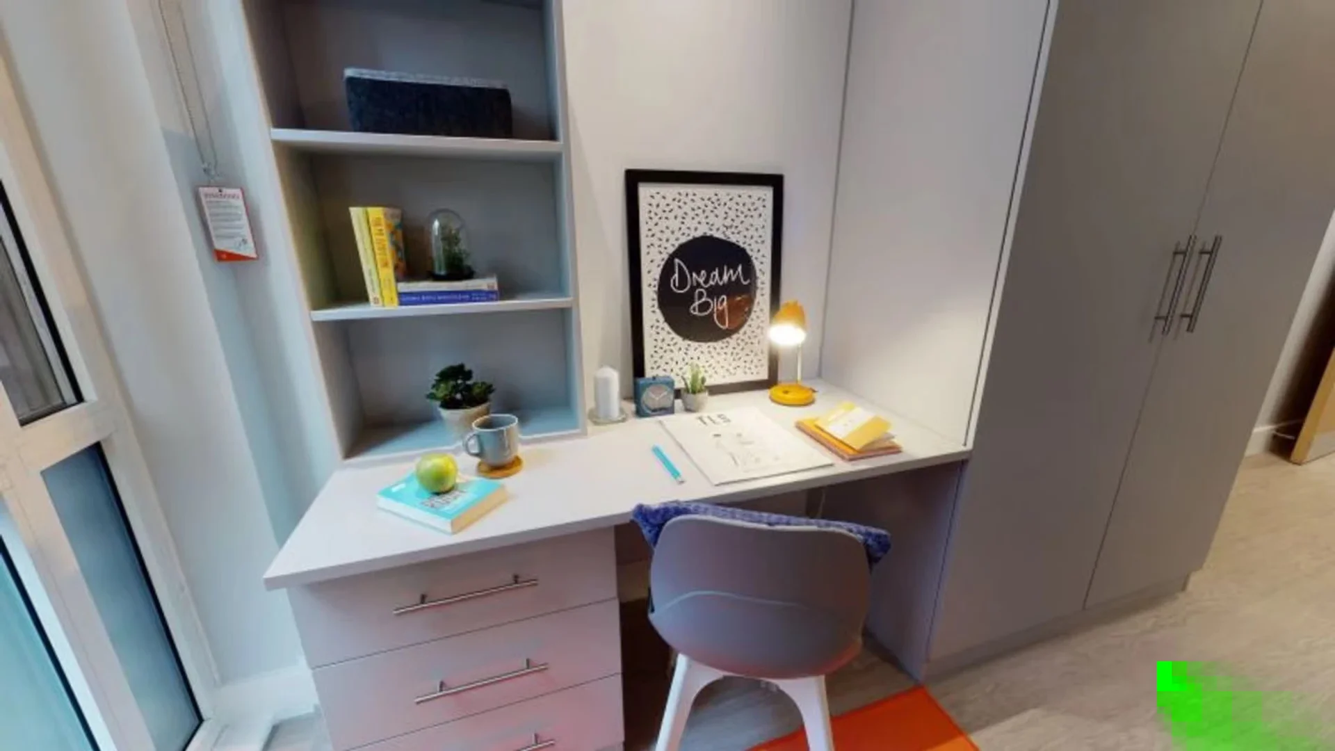 Economical student room with convenient location in 