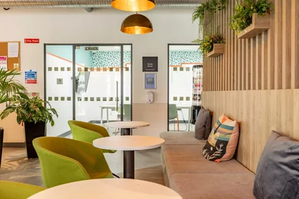 Estudio en Farranlea Road, imagen 39 de 49