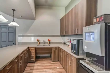Habitación privada en Elmont Drive, imagen 21 de 49