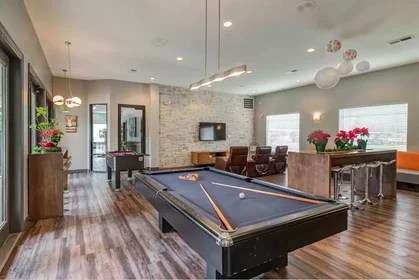 Habitación privada en Elmont Drive, imagen 30 de 49