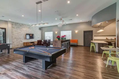 Habitación privada en Elmont Drive, imagen 29 de 49