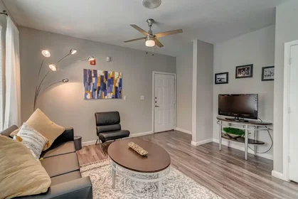 Habitación privada en Elmont Drive, imagen 8 de 49