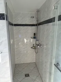 Chambre privée à Schulzendorfer Straße, Bezirk Reinickendorf, image 8 de 10