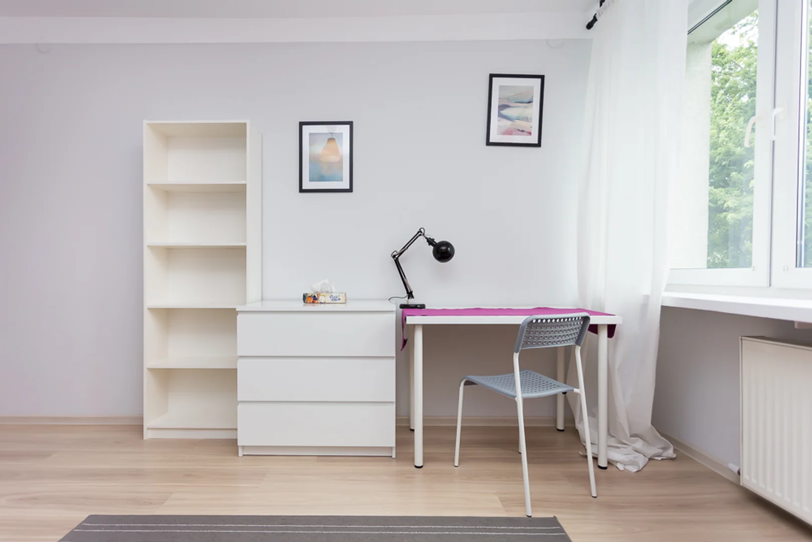 Cozy room for students available in 