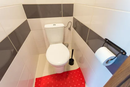 Private room at Stefana Bobrowskiego 9, image 16 of 20