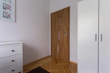 Habitación privada en Stefana Bobrowskiego 9, imagen 6 de 14