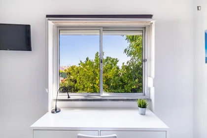 Habitación privada en Calçada dos Lusíadas, imagen 1 de 11
