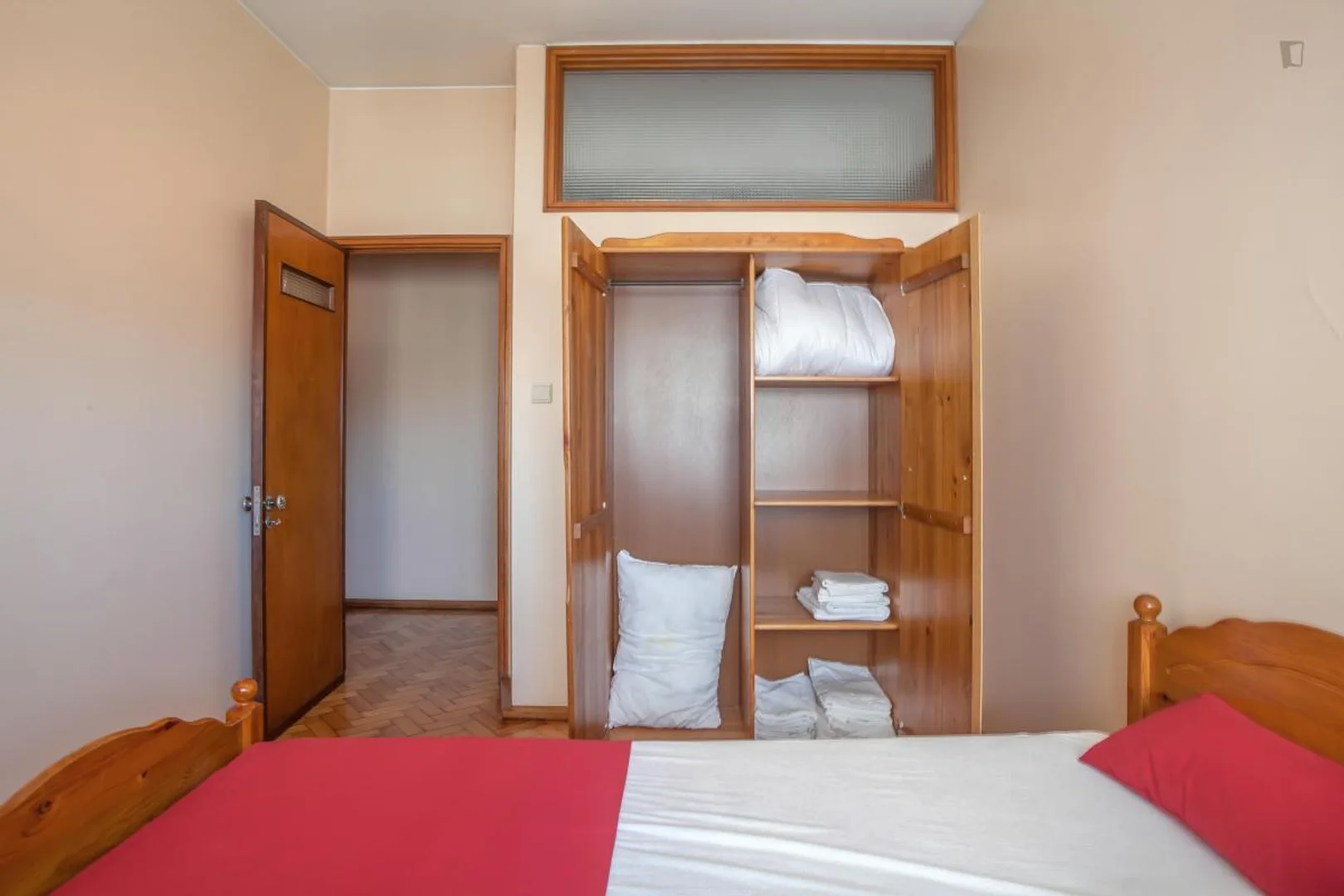Quarto de estudante funcional perfeito para estudar em 