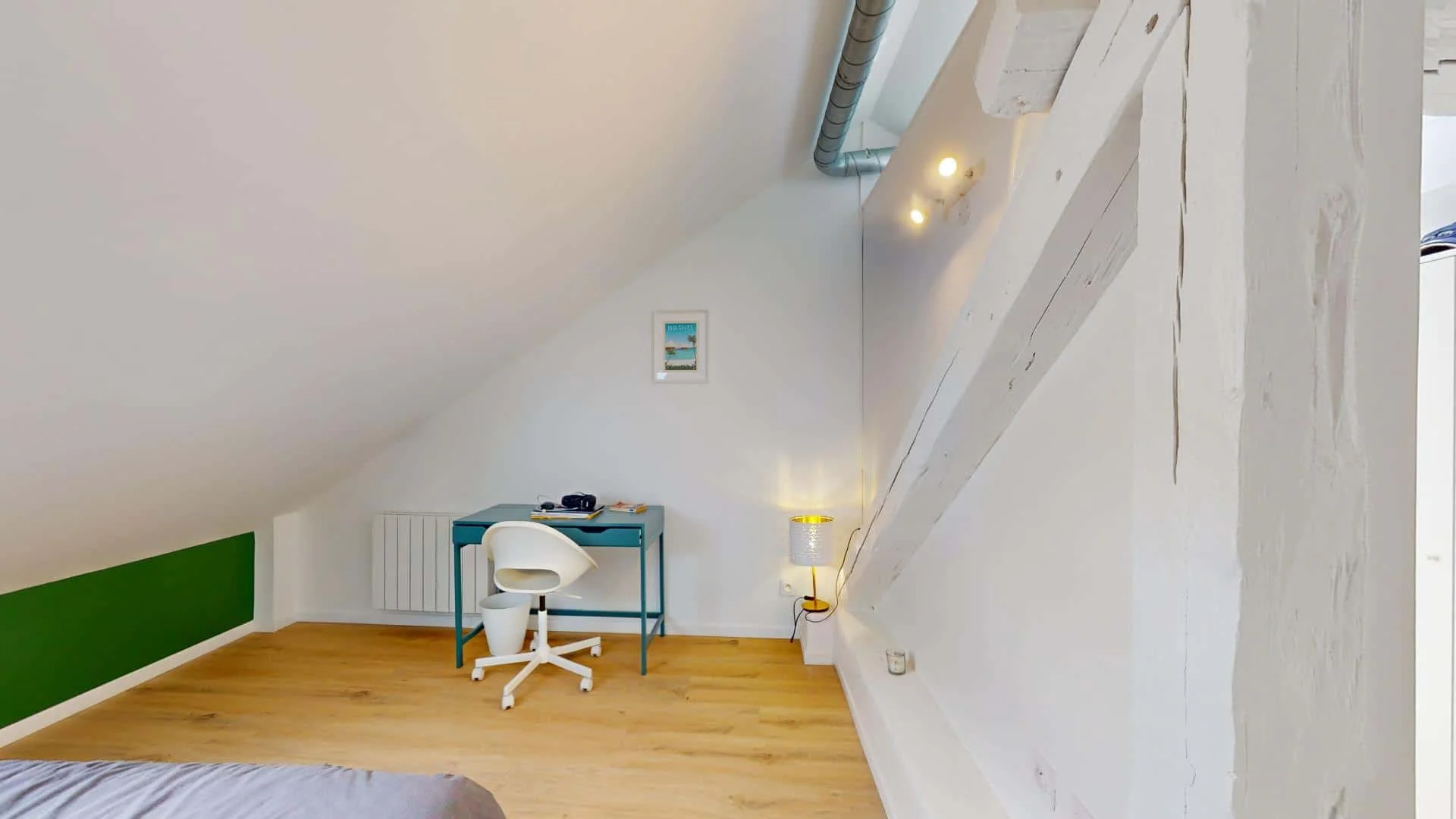 Comfortable and spacious student room in 