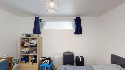 Habitación privada en 2 Rue du Limousin, 29200 Brest, France, imagen 4 de 20