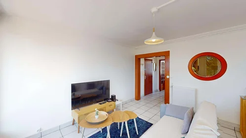 Habitación privada en 2 Rue du Limousin, 29200 Brest, France, imagen 8 de 20