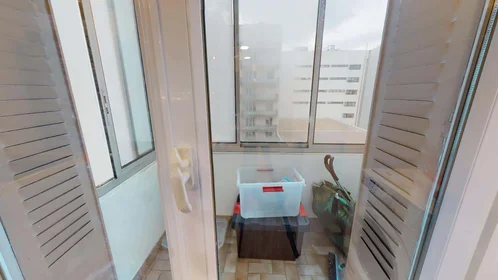 Private room at 13 Pass. des Alouettes, 69008 Lyon, France, image 11 of 19