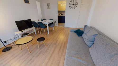 Private room at 13 Pass. des Alouettes, 69008 Lyon, France, image 16 of 19