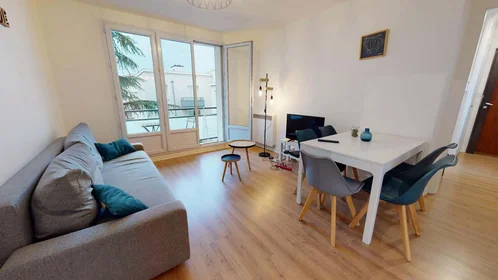 Private room at 13 Pass. des Alouettes, 69008 Lyon, France, image 18 of 19