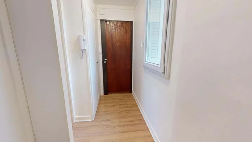 Private room at 13 Pass. des Alouettes, 69008 Lyon, France, image 10 of 19