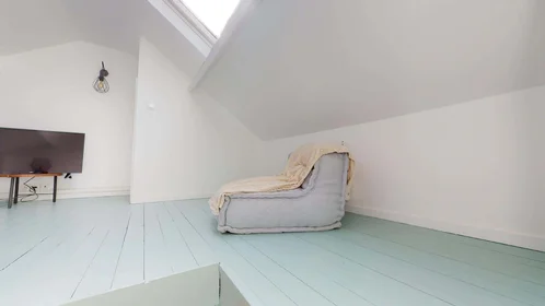 Chambre privée à 45 Rue de Lorraine, 59100 Roubaix, France, image 8 de 20