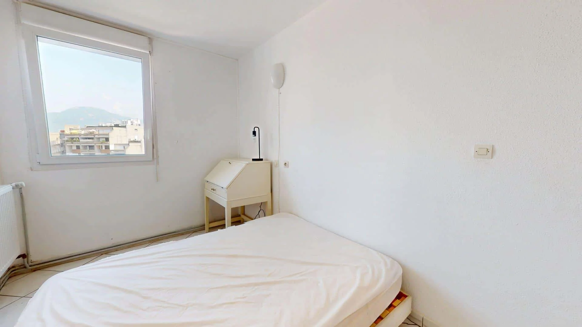Bezahlbares Zimmer für Studenten mit ausreichender Beleuchtung in 