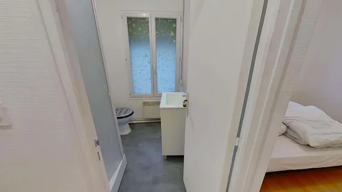 Dairenin tamamı konumu 74 Rue Labedoyere, 76600 Le Havre, France, 10 11 görüntüsü