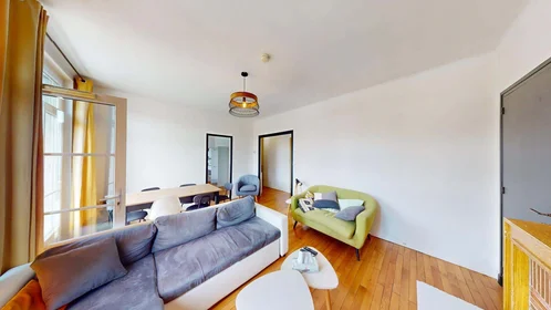 Private room at 49 Bd du Grand Cerf, 86000 Poitiers, France, image 6 of 16