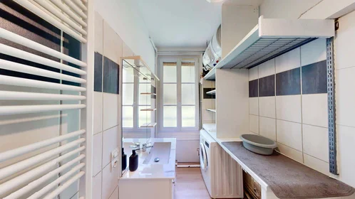 Private room at 49 Bd du Grand Cerf, 86000 Poitiers, France, image 14 of 16
