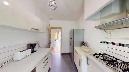 Private room at 49 Bd du Grand Cerf, 86000 Poitiers, France, image 10 of 16
